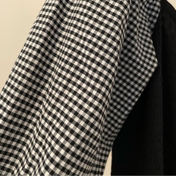 Gingham Blouse with Puff Seeves - Picture 8 of 11